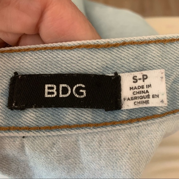 BDG Light Blue Denim Snap Front Pocket Mini Skirt Size Small - Picture 2 of 15